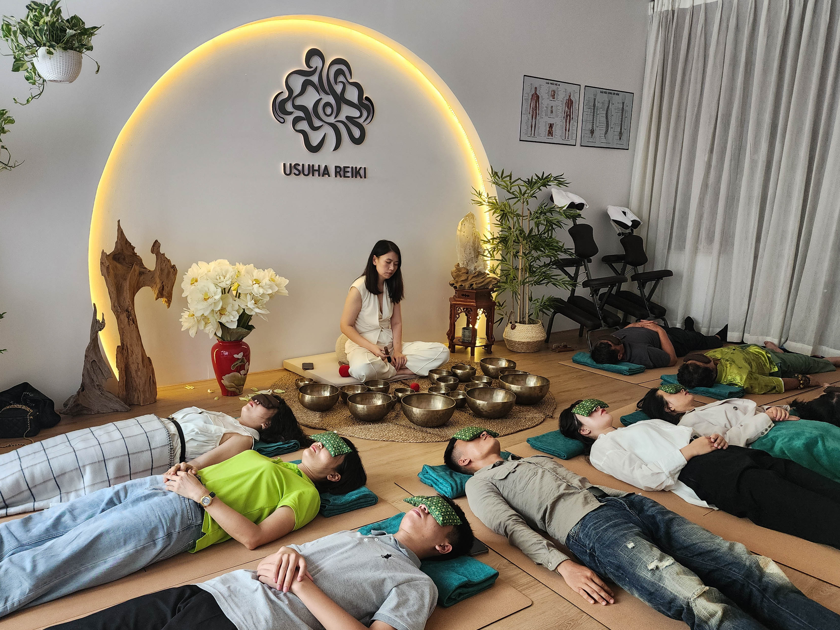 khai trương trung usuha reiki healing Hạ Long, reiki chữa lành, năng lượng reiki, reiki energy, reiki la gi, tri lieu chuong xoay